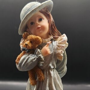 Boyds Bear Yesterdays' Child Dollstone Madelyne Fuzzy Comfort Figurine